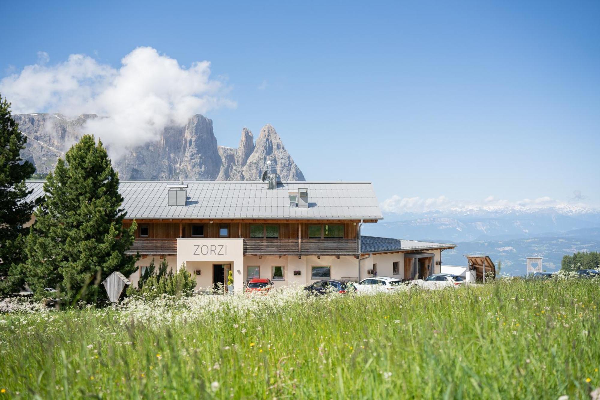 Berghotel Zorzi Alpe Di Siusi Esterno foto