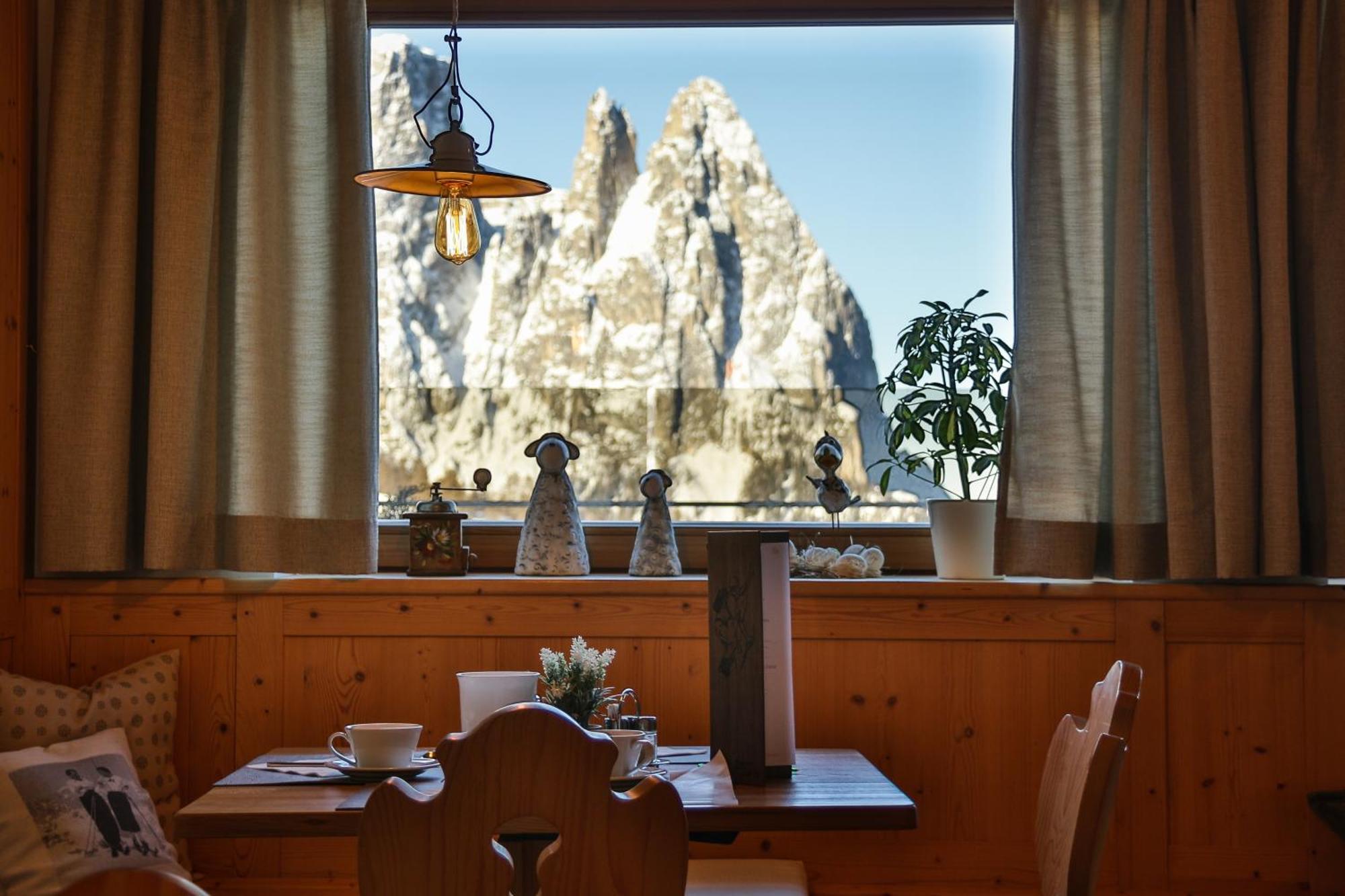 Berghotel Zorzi Alpe Di Siusi Esterno foto