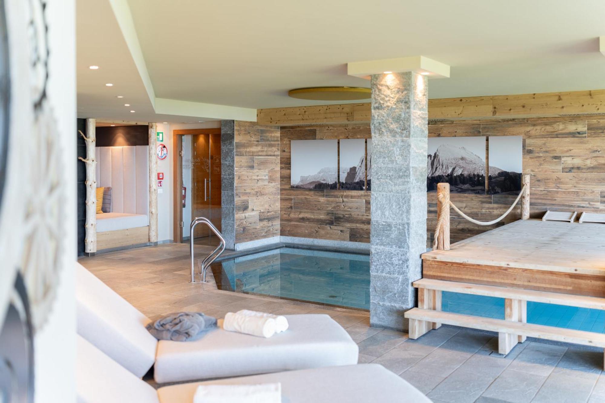 Berghotel Zorzi Alpe Di Siusi Esterno foto
